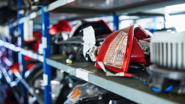 Brukte bildeler fra Ragn-Sells Autoparts